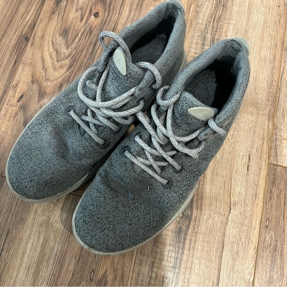 Allbirds Men’s Wool Runner High Top Sneaker - Picture 2 of 7
